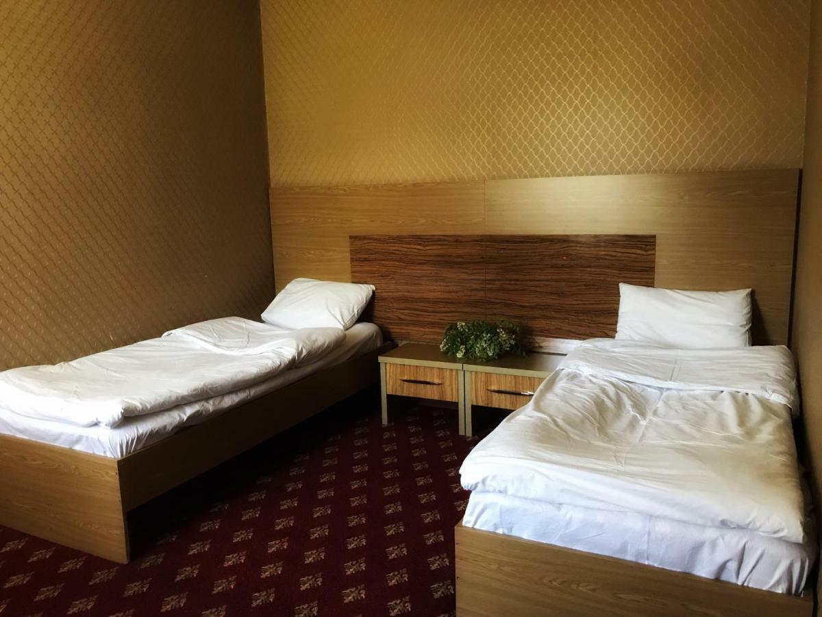 Park House Taldykorgan Hotel Екстериор снимка