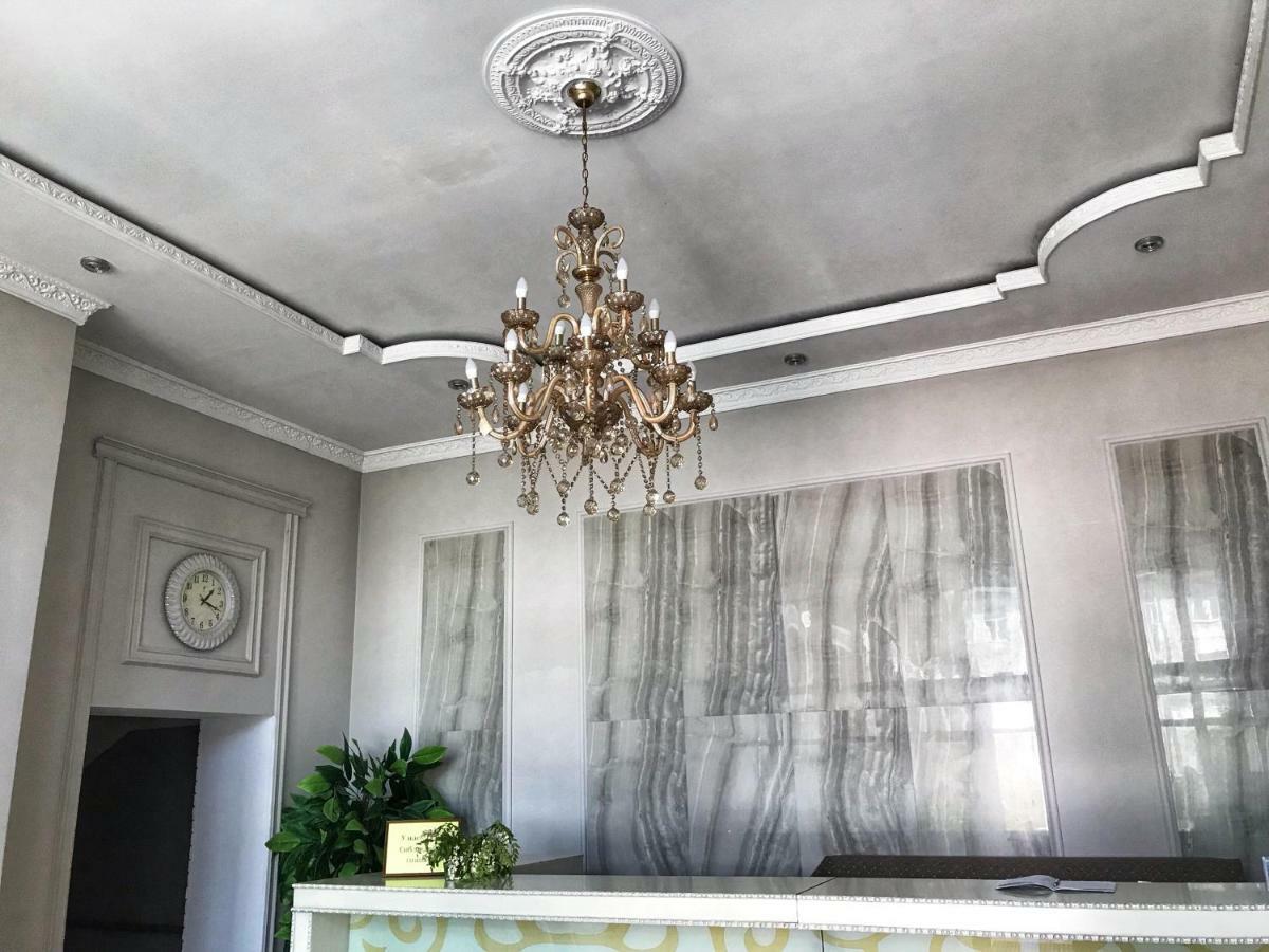 Park House Taldykorgan Hotel Екстериор снимка